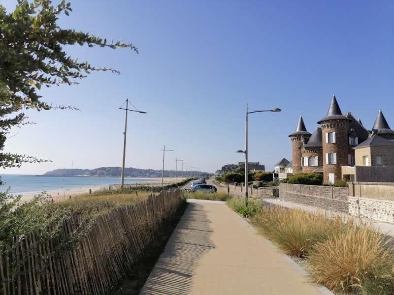 Le petit logis de Barneville plage wc extérieur Extérieur photo